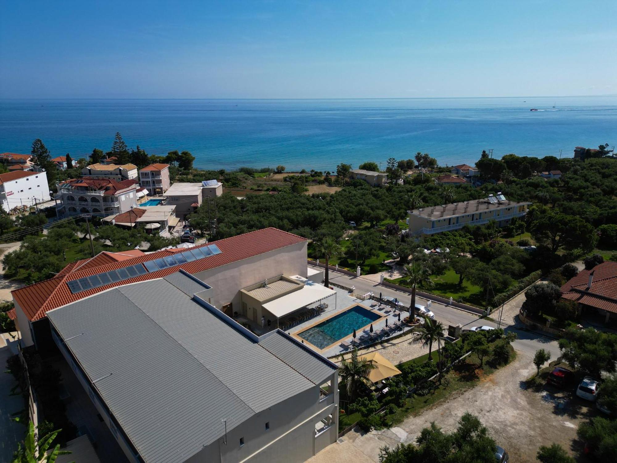 Remezzo Studios & Apartments Ammoudi Dış mekan fotoğraf