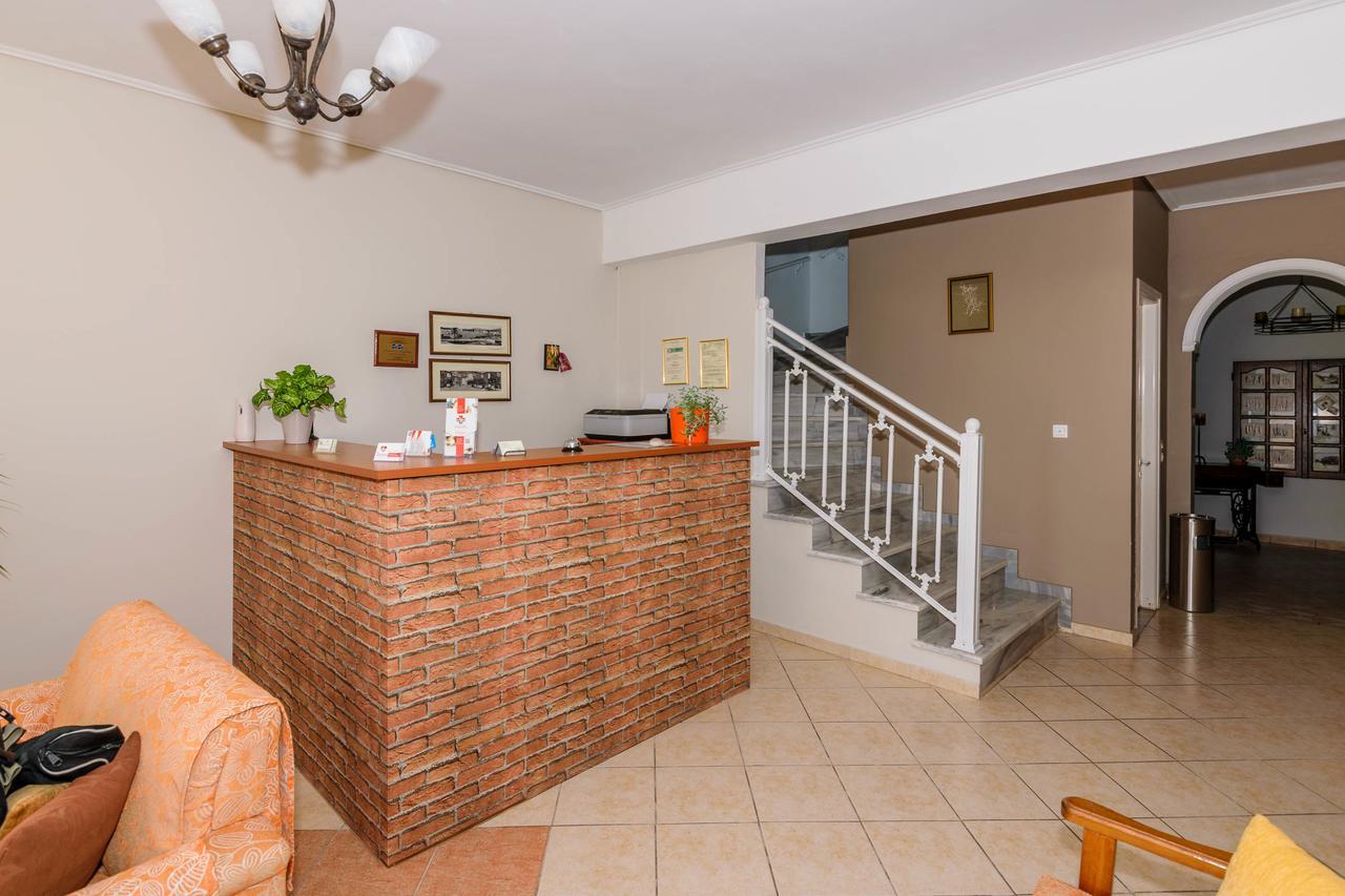 Remezzo Studios & Apartments Ammoudi Dış mekan fotoğraf