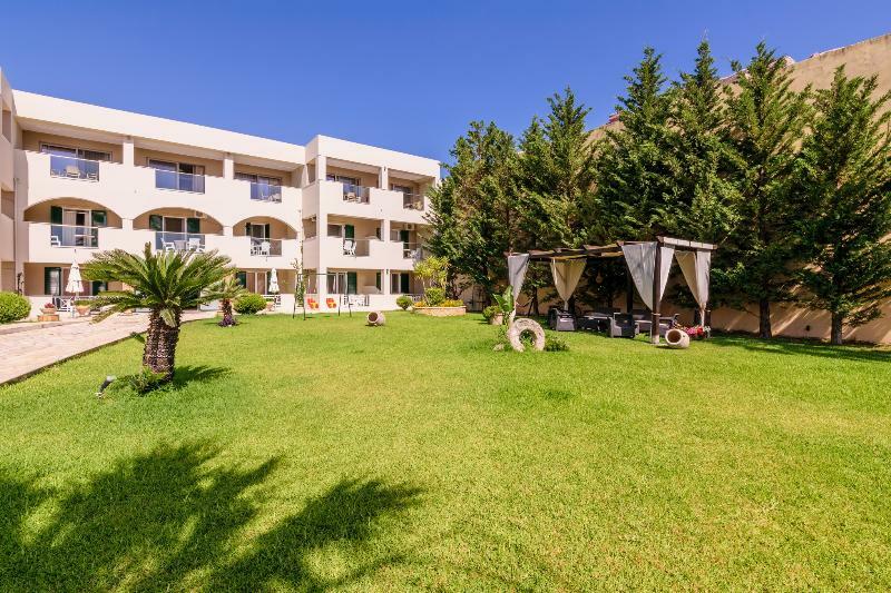 Remezzo Studios & Apartments Ammoudi Dış mekan fotoğraf