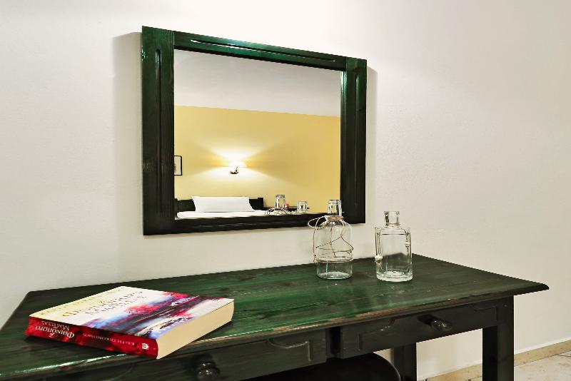 Remezzo Studios & Apartments Ammoudi Dış mekan fotoğraf
