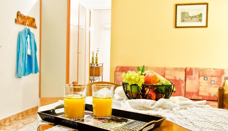 Remezzo Studios & Apartments Ammoudi Dış mekan fotoğraf